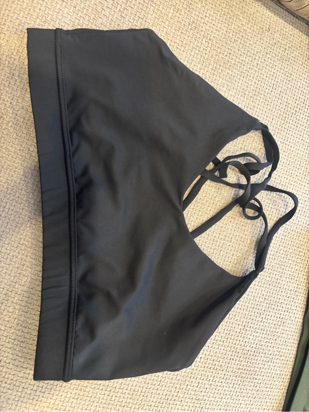 SHEIN Black Strappy Sports Bra